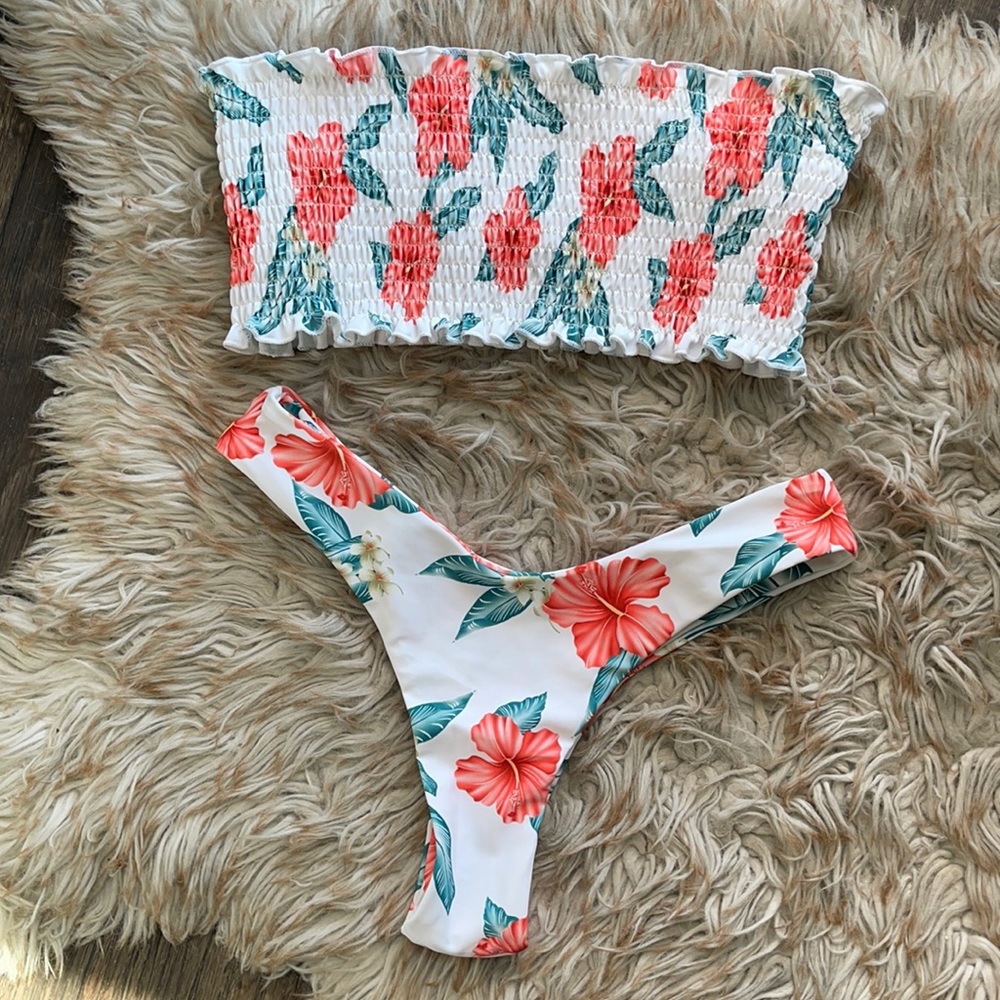 Bathing suit